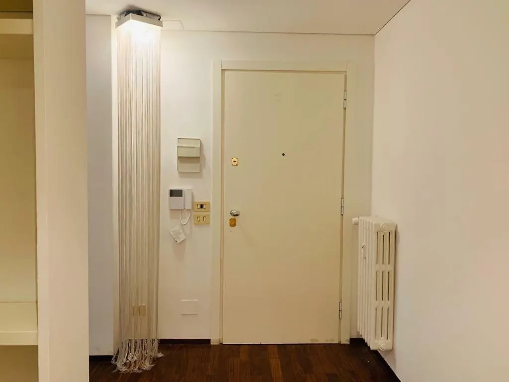 Whouse Luxury Universita' Bologna Italy